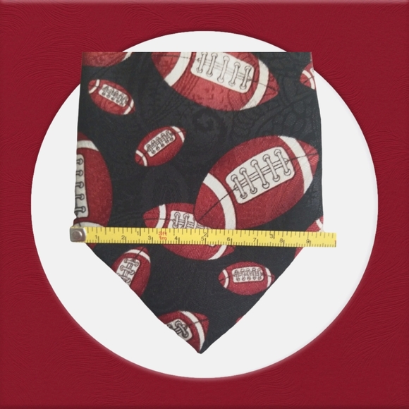 VTG Football Tie w/ Original Tag - Picture 3 of 4